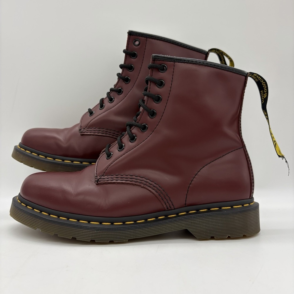 Dr. Martens Womens 9 Mens 8 Boots 1460 8-Eye Cherry Red Smooth Leather Lace Read